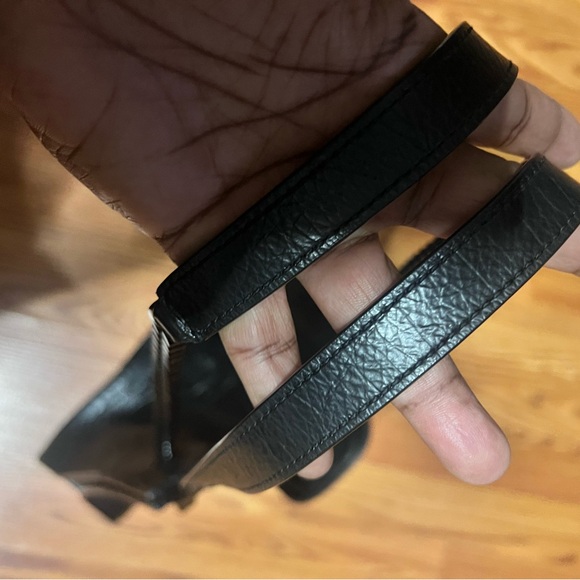 SAINT LAURENT 
Calfskin Crocodile Embossed Monogram Large Niki Shopping Bag - Picture 10 of 10